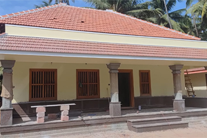 ಶ್ರೀ ವಯನಾಟ್ ಕುಲವನ್, ಶ್ರೀ ವಿಷ್ಣುಮೂರ್ತಿ ಶ್ರೀ ಪುದಿಯ ಭಗವತೀ ದೈವಗಳ ಕ್ಷೇತ್ರಪಡಾಂಕೊಡಿಯ (ಕೋಟ್ಯಾನ್) ತೀಯರಮಾವಿನಡಿ ಕೊಪ್ಪಳ ತರವಾಡು