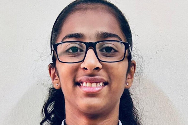 CBSC, 10 ನೇ ತರಗತಿಯ ಬೋರ್ಡ್ ಪರೀಕ್ಷೆಯಲ್ಲಿ  ಅತ್ಯುತ್ತಮ ಸಾಧನೆ ಮಾಡಿದ ಕುಮಾರಿ ಅನೋಖಿ ಆರ್ ಮಂಜೇಶ್ವರ ಅವರಿಗೆ ಅಭಿನಂದನೆಗಳು